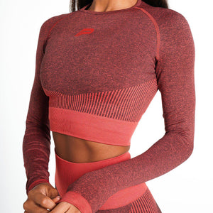 ADAPT Seamless Long Sleeve Crop Top / Coral Quartz Pursue Fitness 2