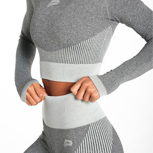 ADAPT Seamless Long Sleeve Crop Top / Light Grey Pursue Fitness 2