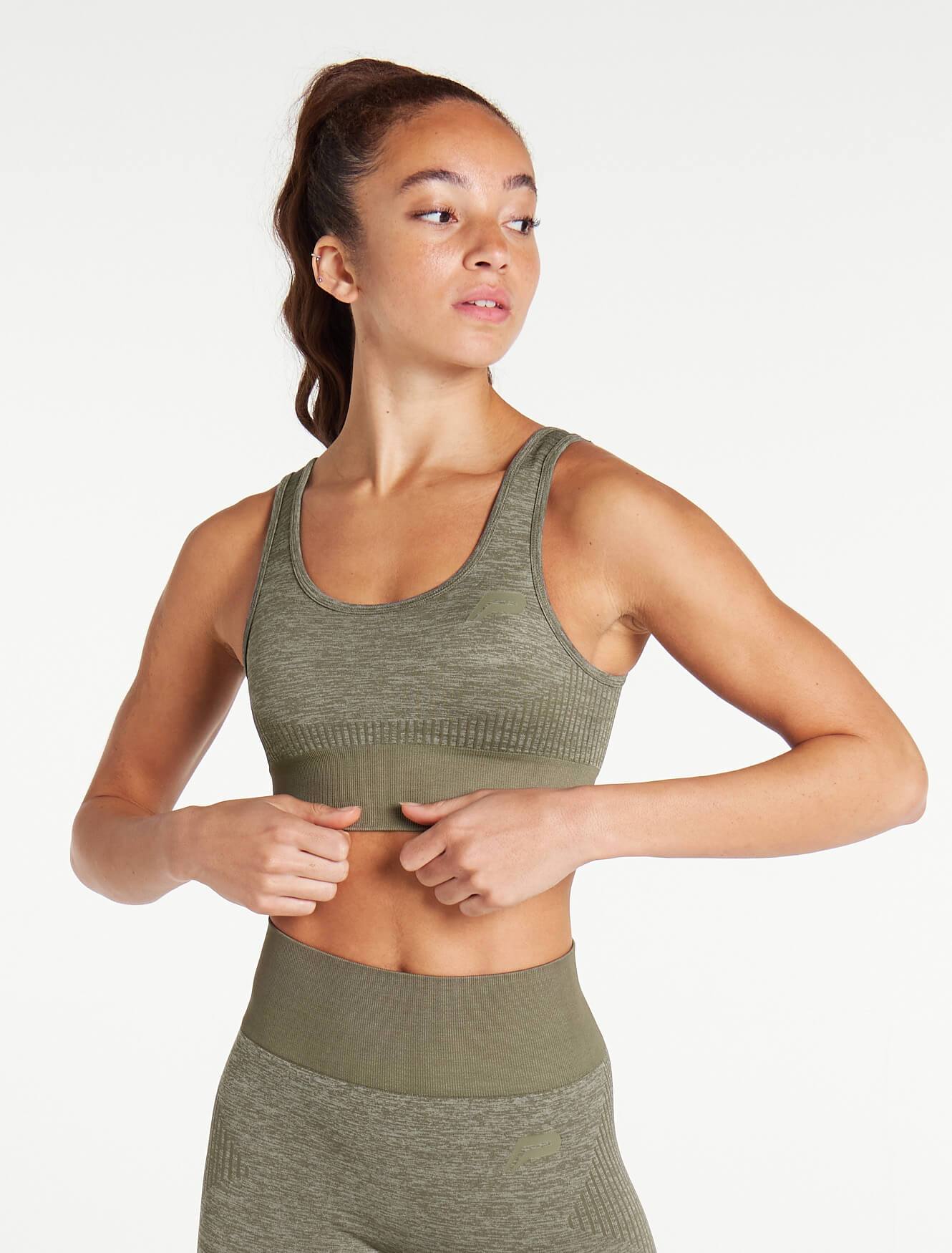 ADAPT Seamless Sports Bra / Khaki Pursue Fitness 2