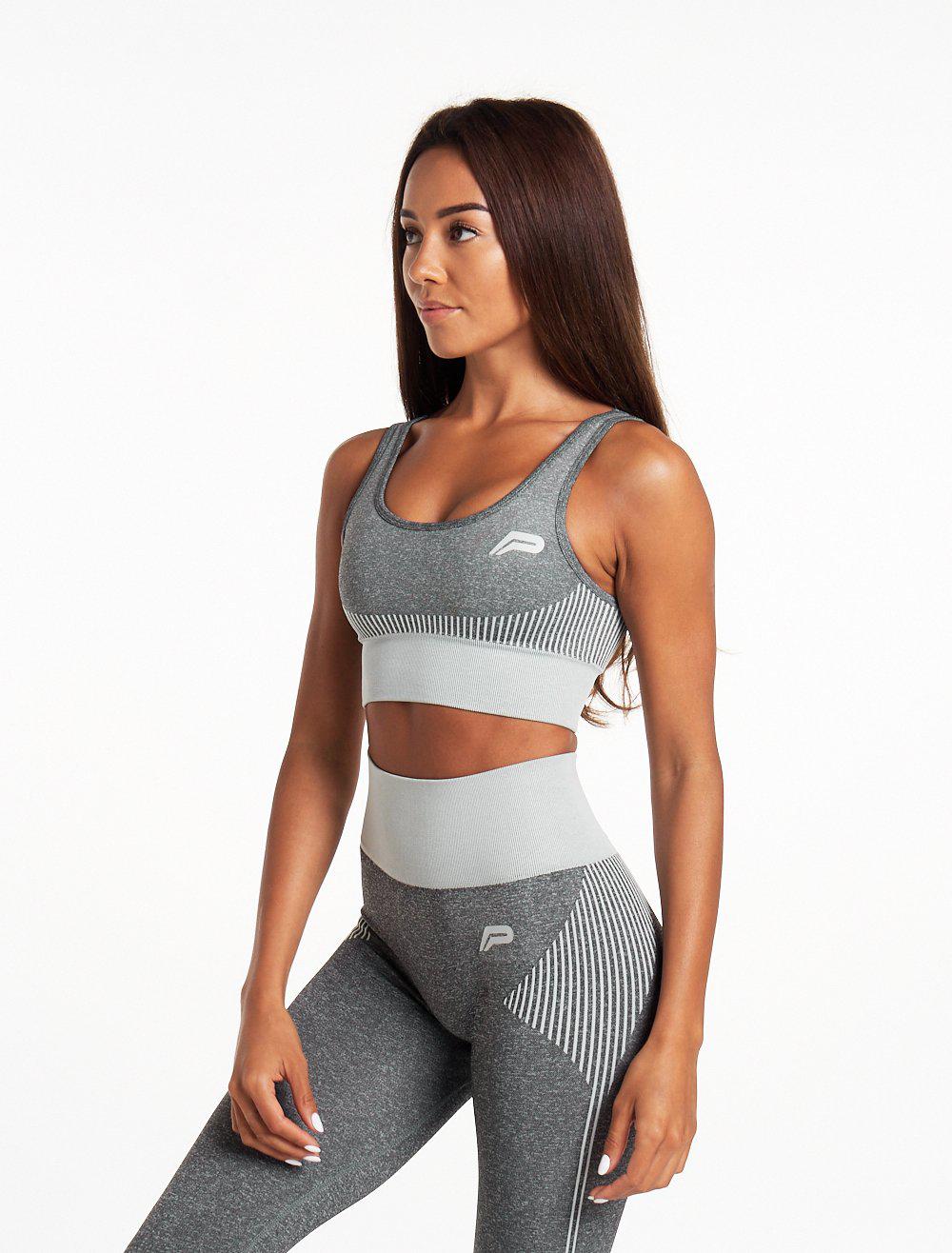 ADAPT Seamless Sports Bra / Light Grey Pursue Fitness 1