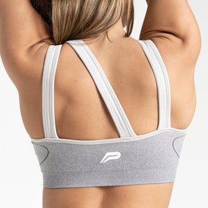 Blaze Seamless Sports Bra / Cloud Grey Pursue Fitness 2