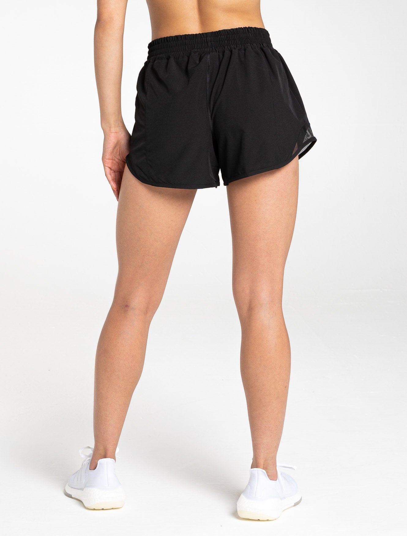 Breeze Run Shorts / Black Pursue Fitness 2