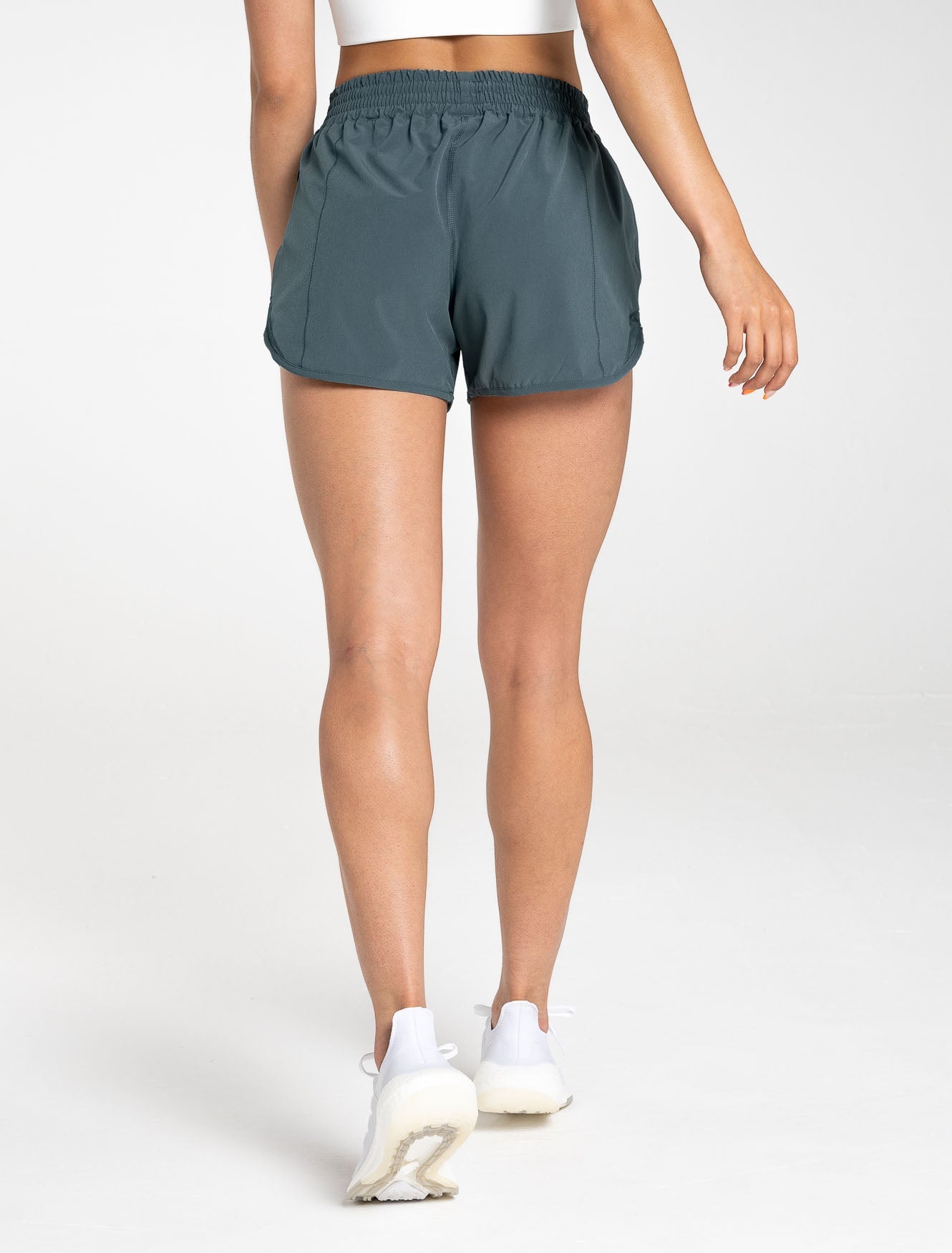 Breeze Run Shorts / Racing Green Pursue Fitness 2