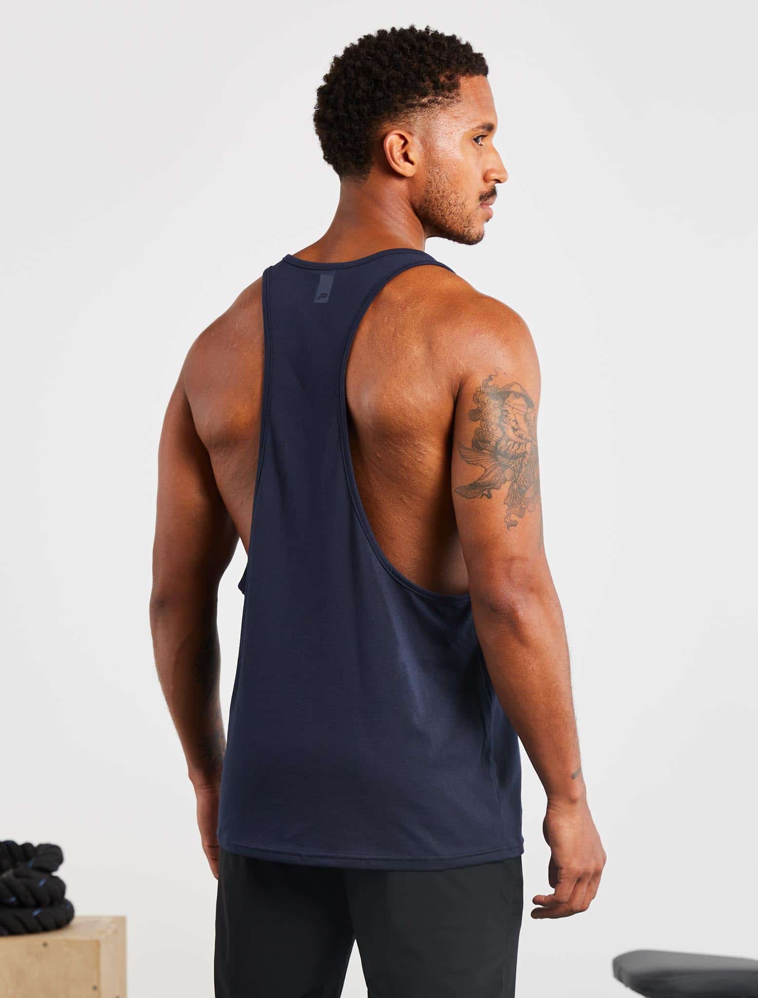 Icon Stringer Vest / Navy Pursue Fitness 2