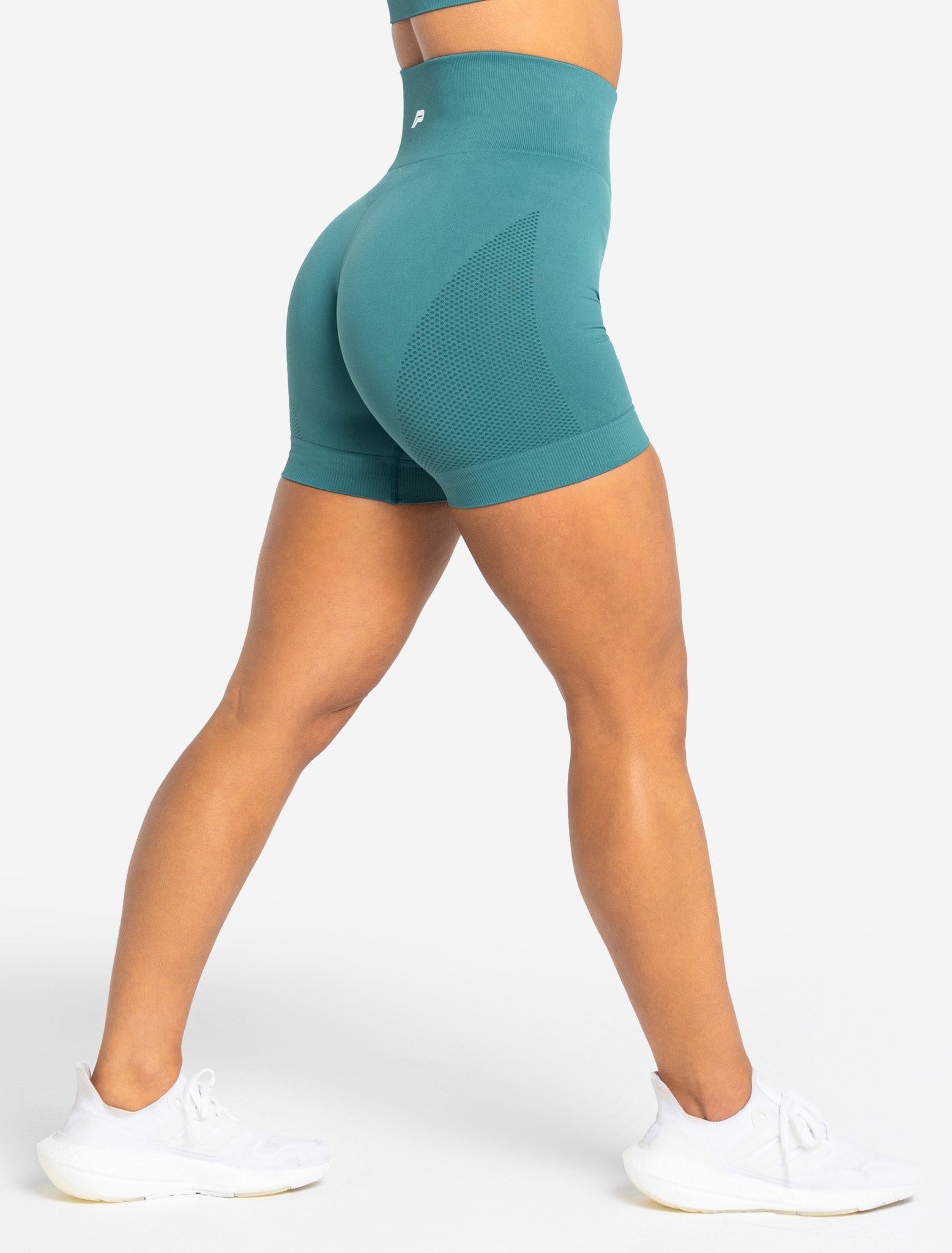 Move Seamless Shorts / Teal Pursue Fitness 1