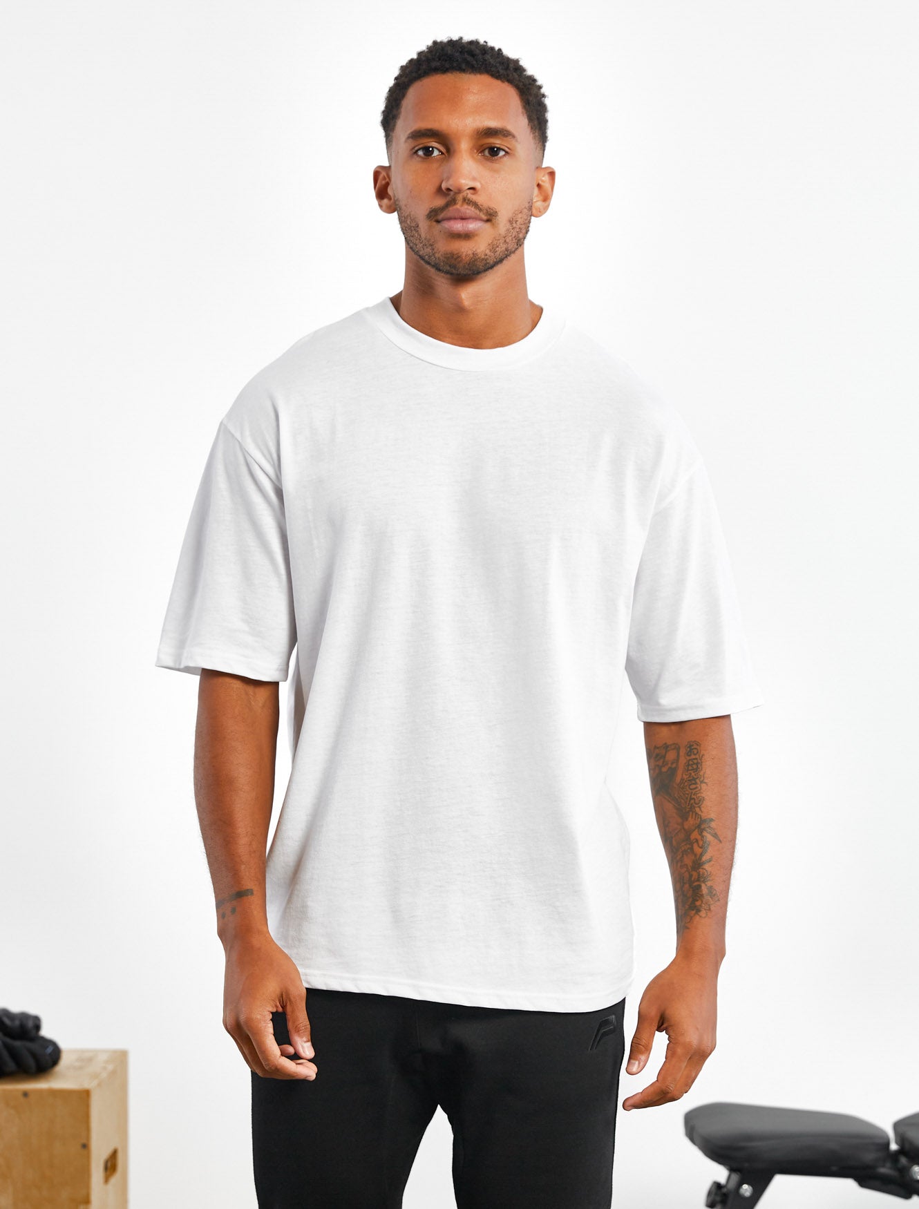 Oversized T-Shirt / White Pursue Fitness 1