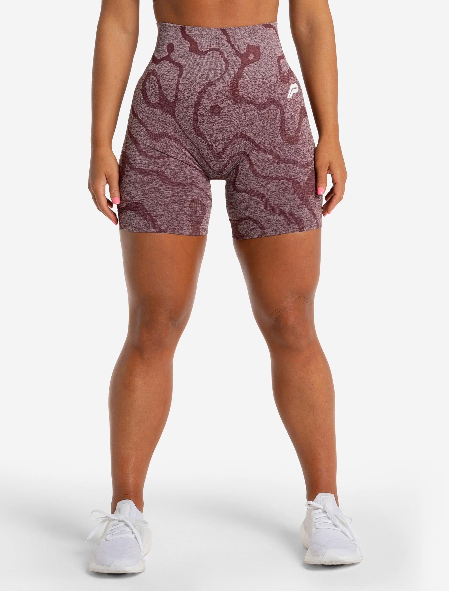 Sustainable Seamless Shorts / Burgundy Pursue Fitness 1