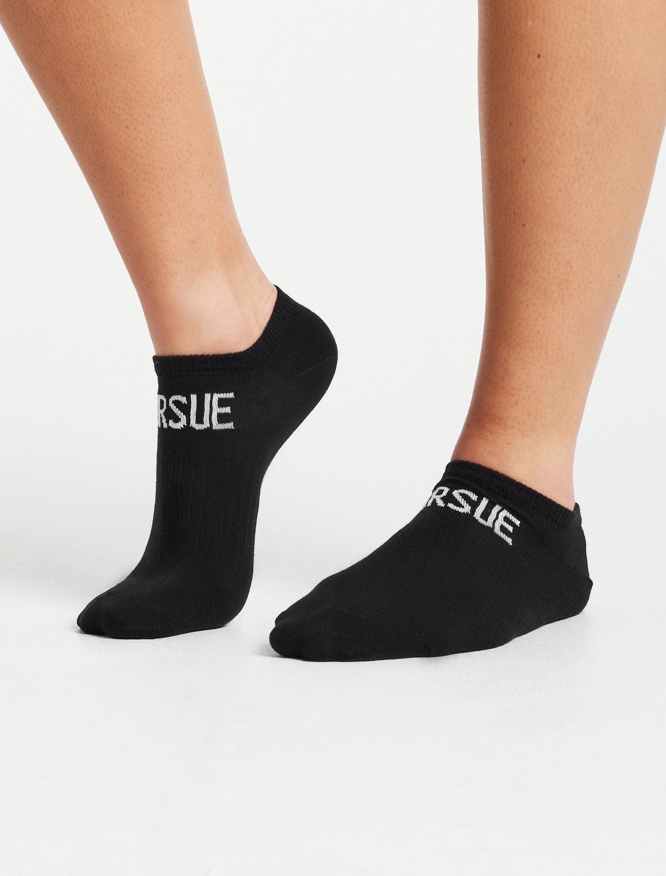 Trainer Socks / Black (Unisex) Pursue Fitness 1